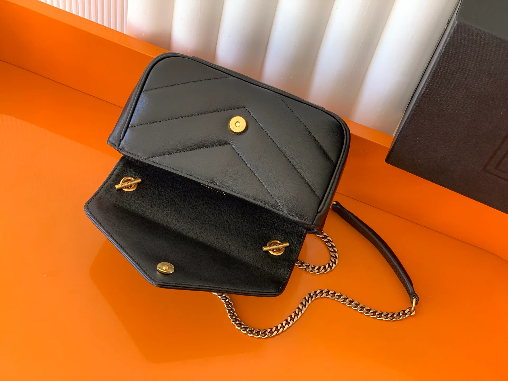 Классические Сумки Женские Saint Laurent 11309762