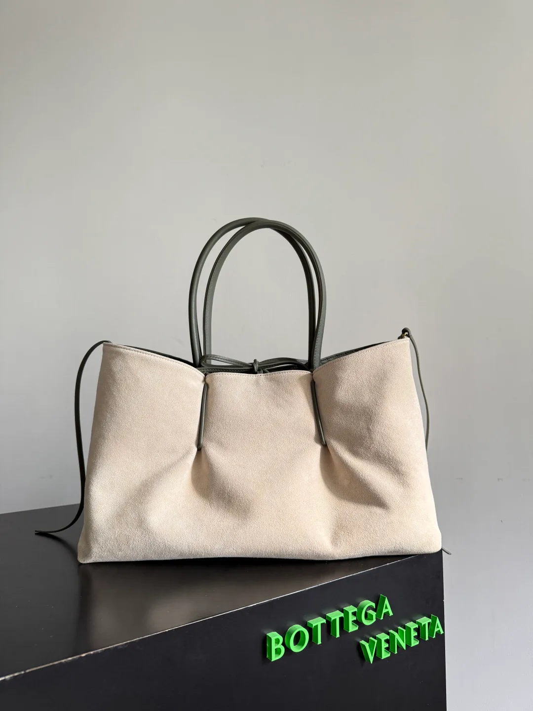 Классические Сумки Женские Bottega Veneta 760206