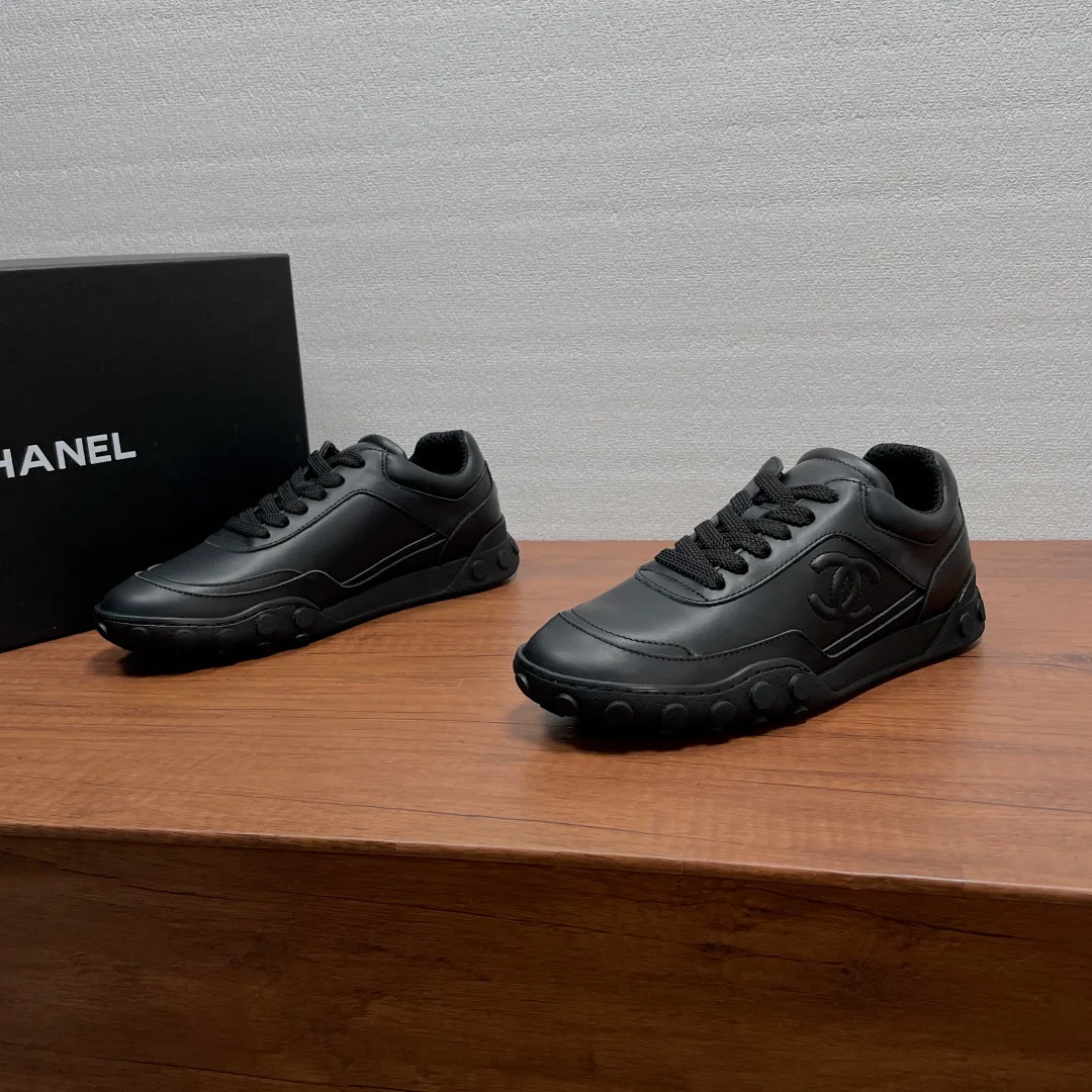 Кроссовки Женские Chanel 18000596