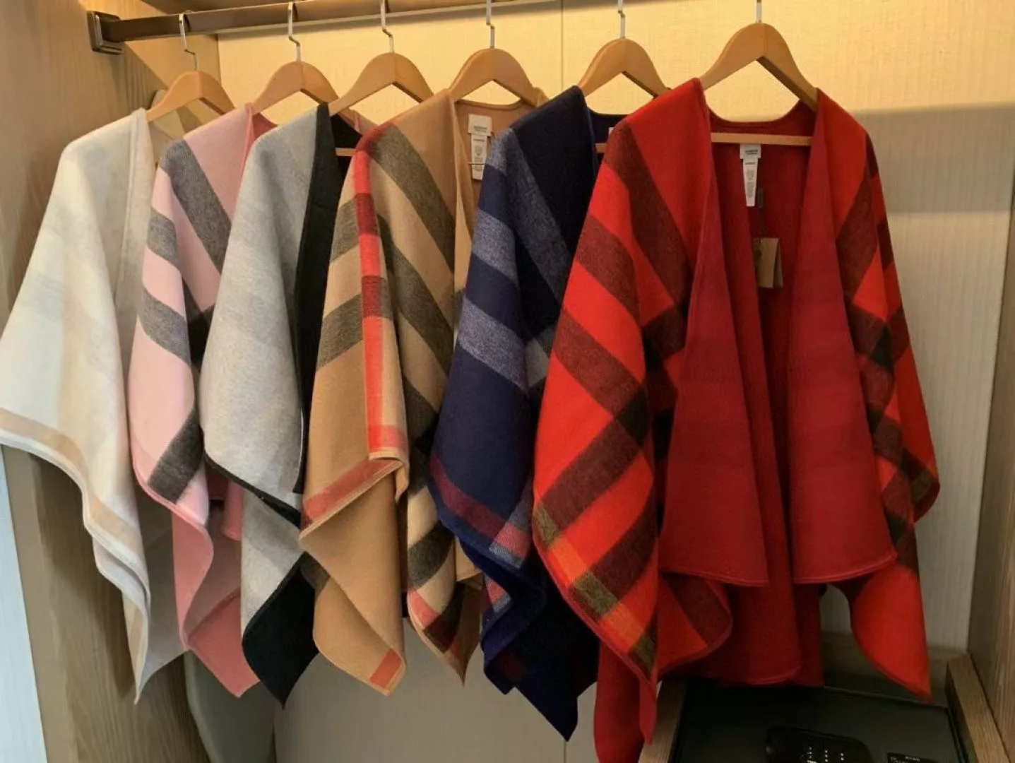 Шарфы Burberry 1174143