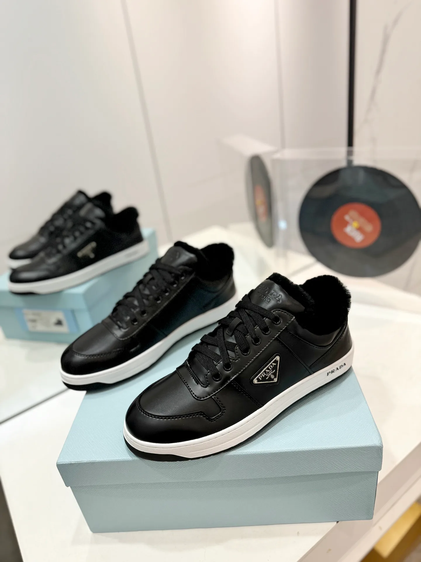 Кроссовки Женские Prada 20068665