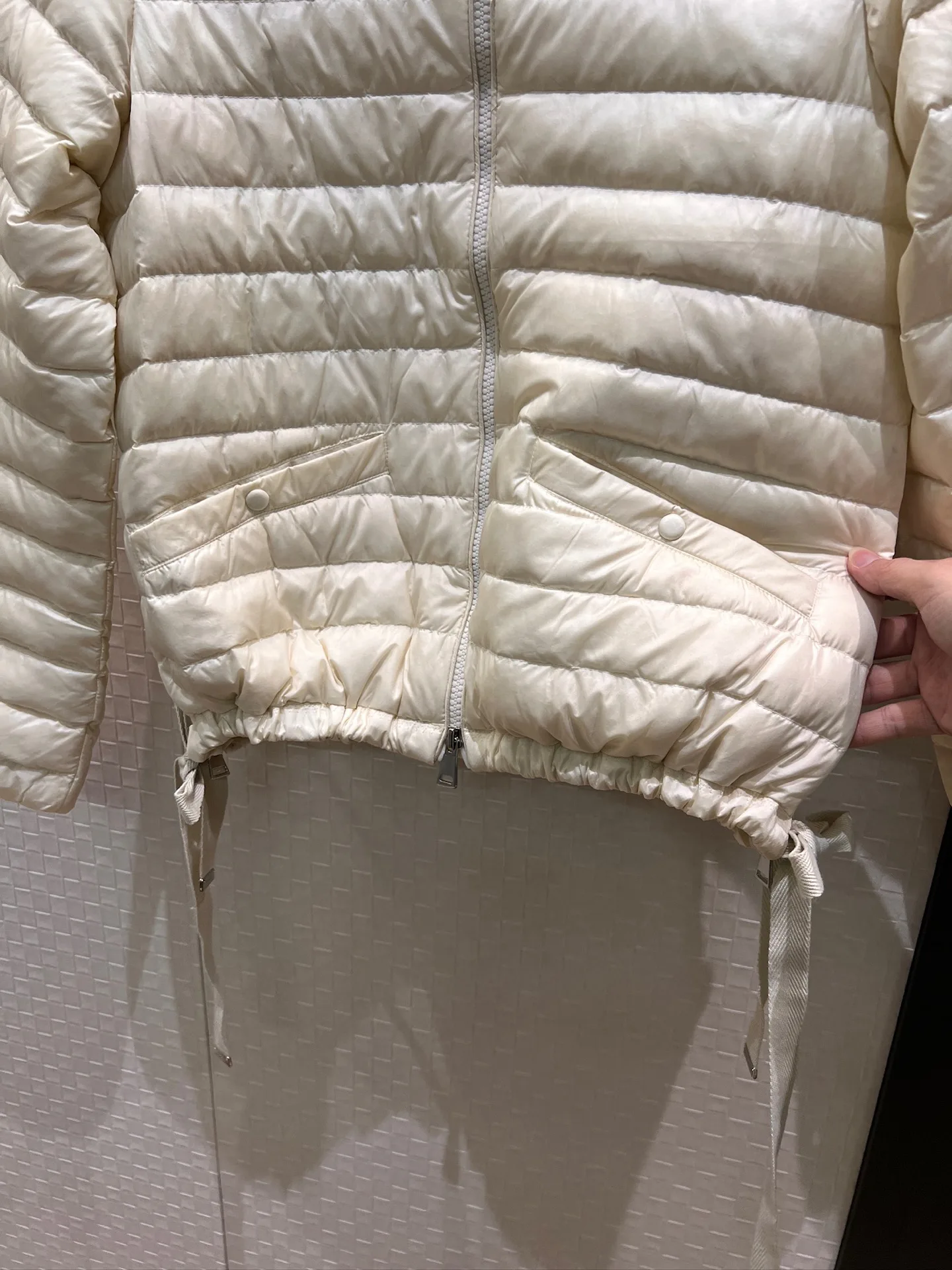 Куртки И Пуховики Женские Moncler 19484092