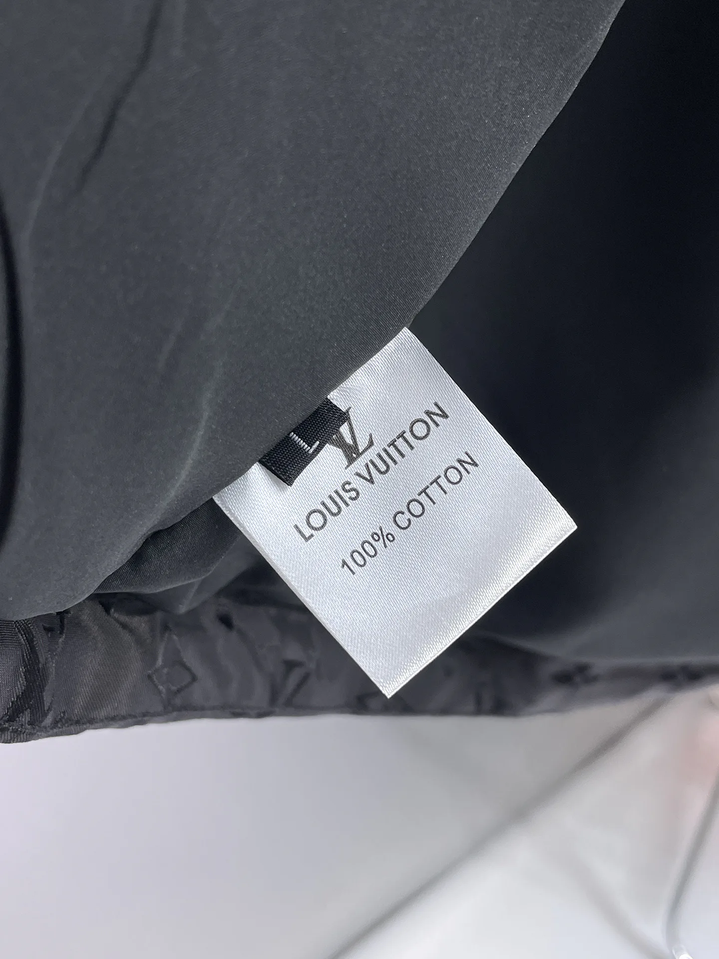 Куртки И Пуховики Мужские Louis Vuitton 9352362