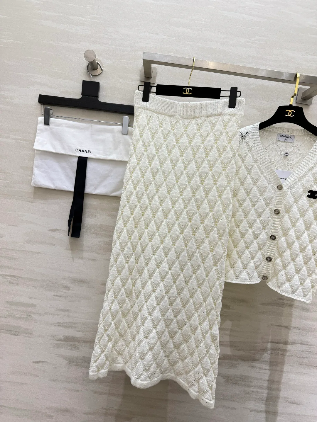 Джемперы И Свитеры Женские Chanel 18768127
