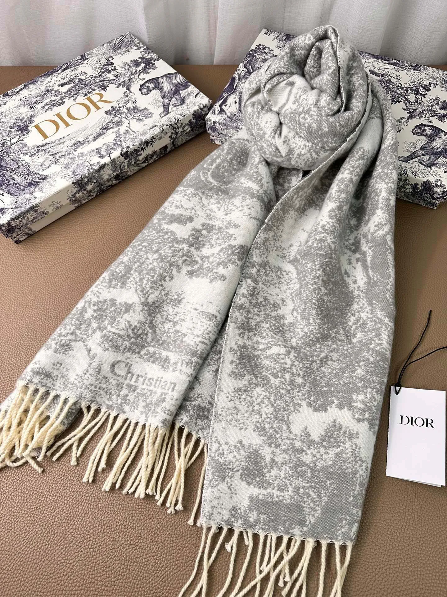 Шарфы Christian Dior 18322197