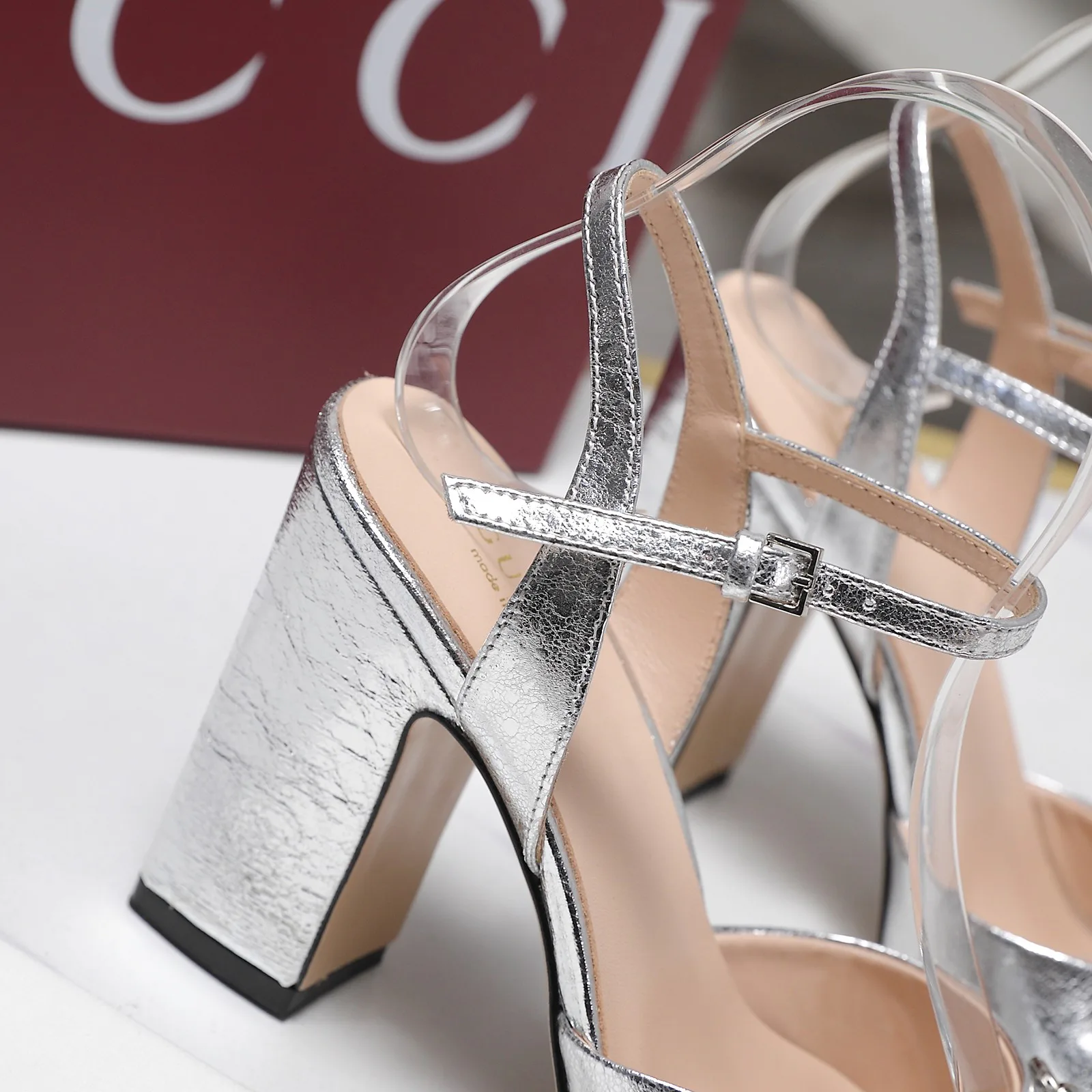 Босоножки Женские Gucci 11171141