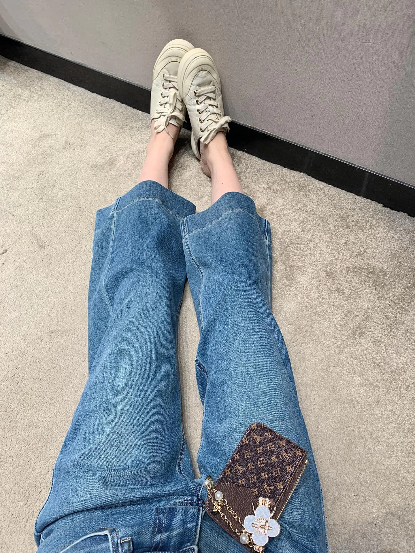 Джинсы Женские Louis Vuitton 5596007