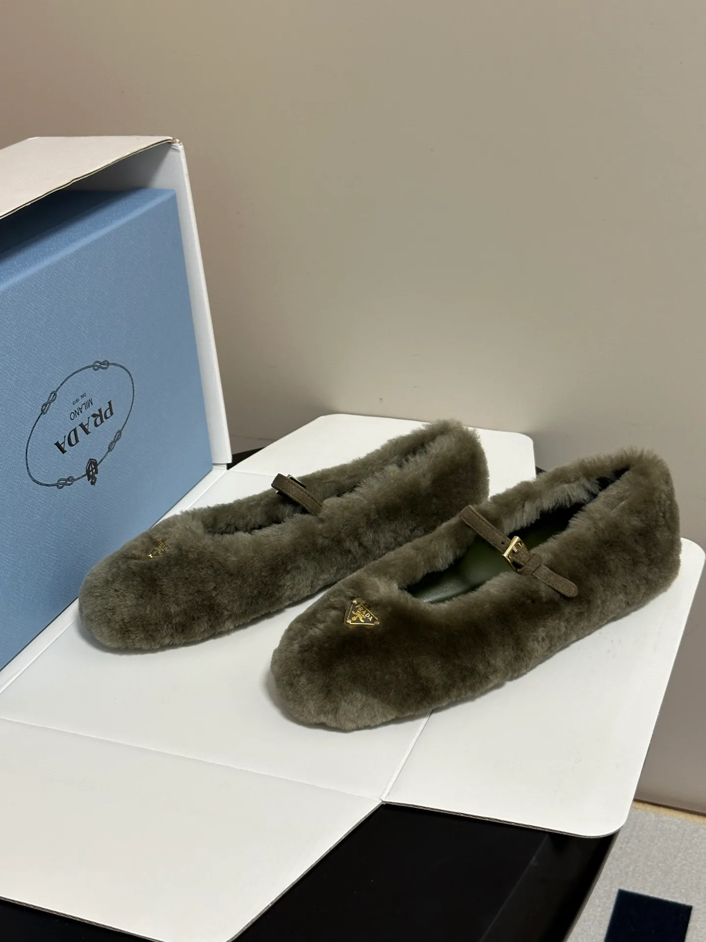 Балетки Женские Prada 18049706