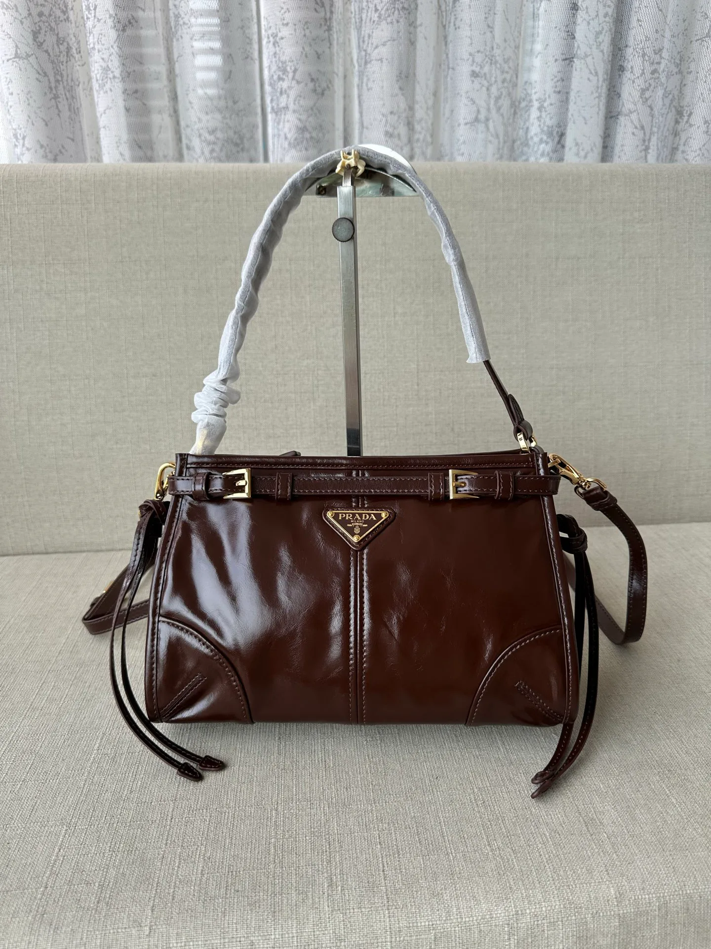 Классические Сумки Женские Prada 17524306