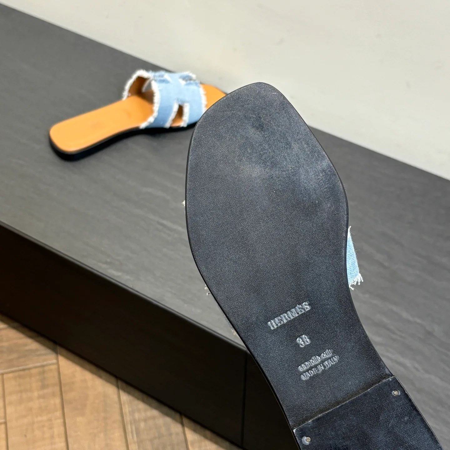 Шлепанцы Женские Hermes 1823106