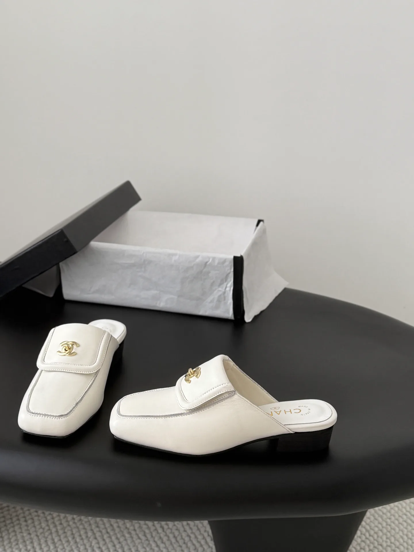 Лоферы И Мокасины Женские Chanel 13305523