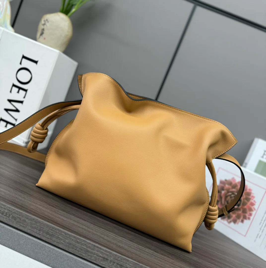 Клатчи Женские Loewe 11513650