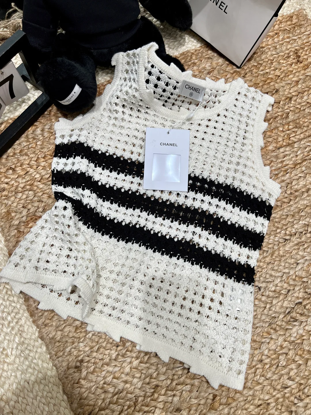 Жилеты Женские Chanel 10239353