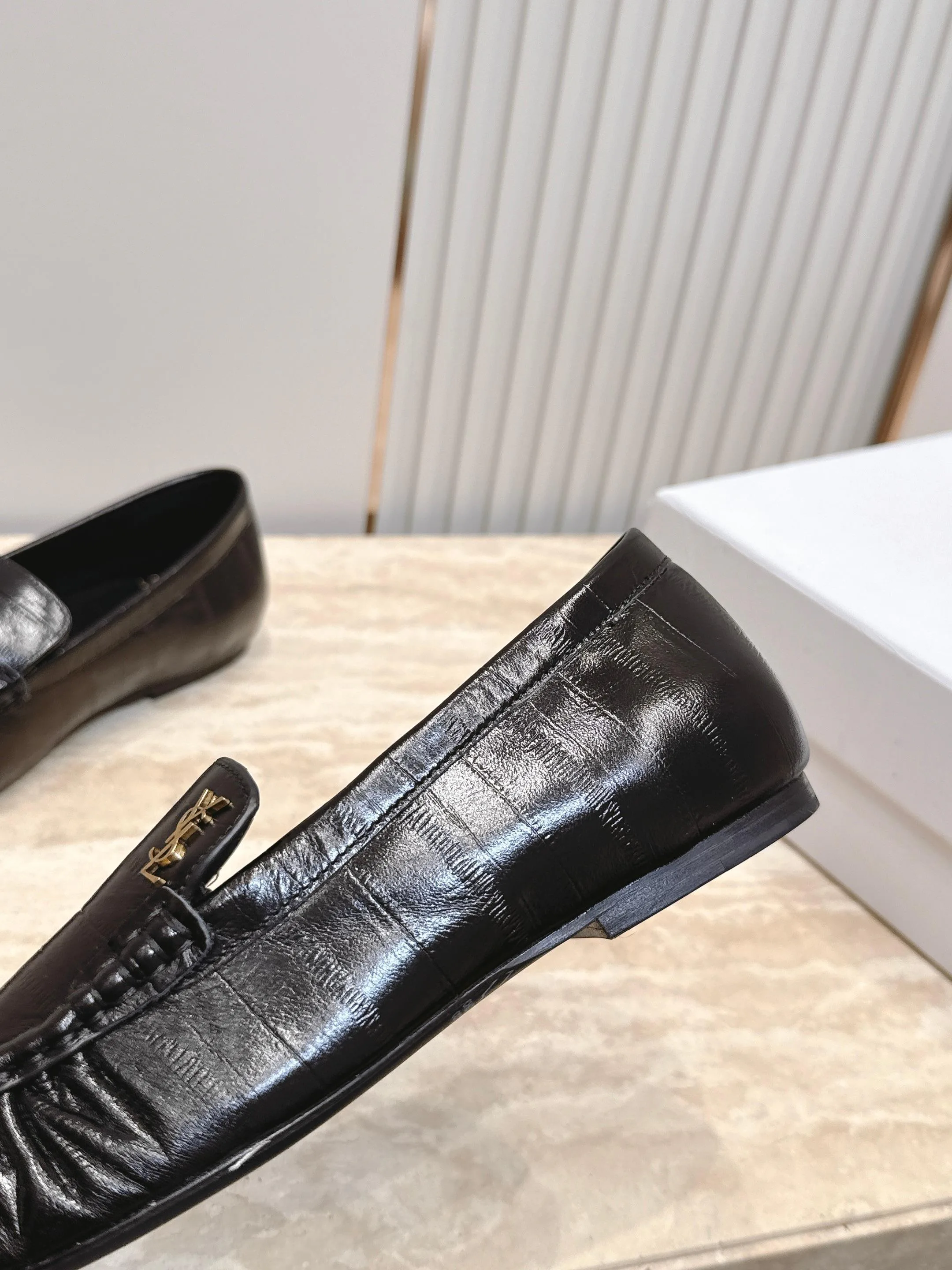 Лоферы И Мокасины Женские Saint Laurent 17701327