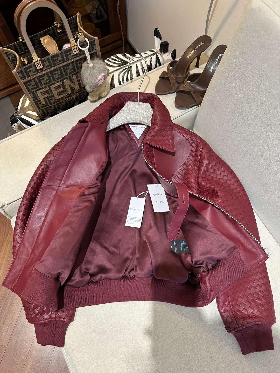 Кожаные Куртки И Дублёнки Женские Bottega Veneta 17744897