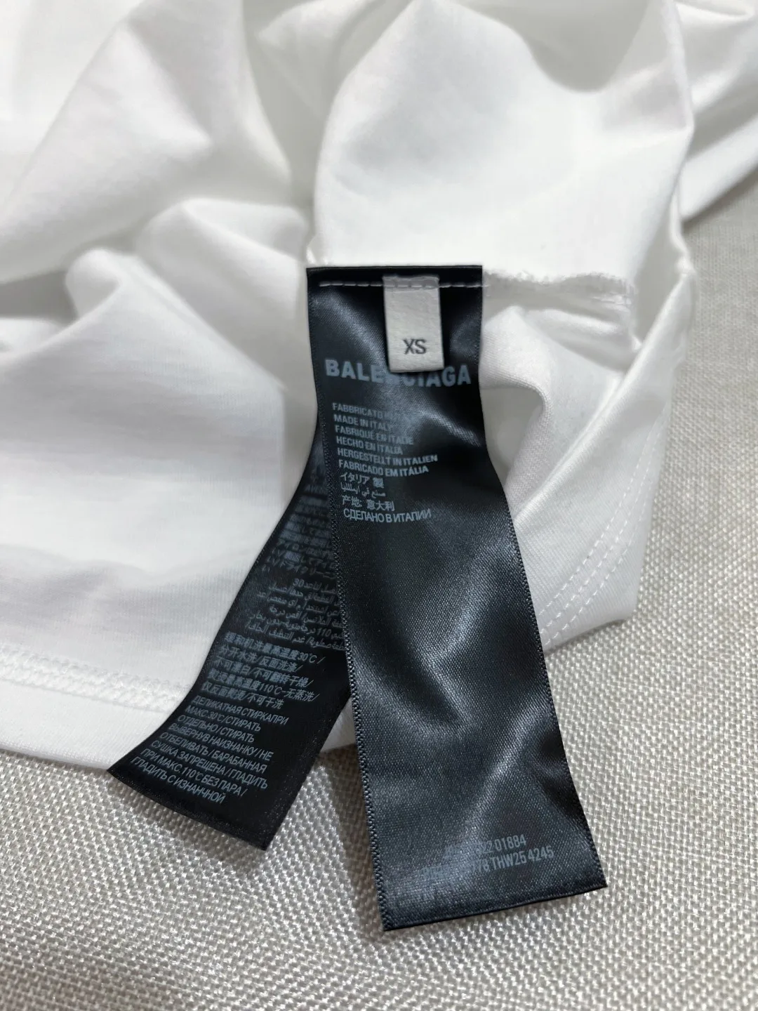 Футболки Женские Balenciaga 10310757