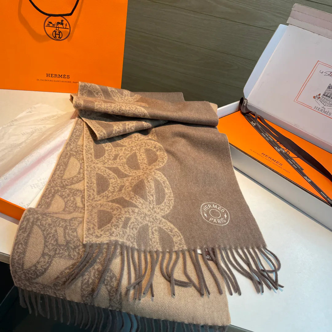 Шарфы Hermes 18627395