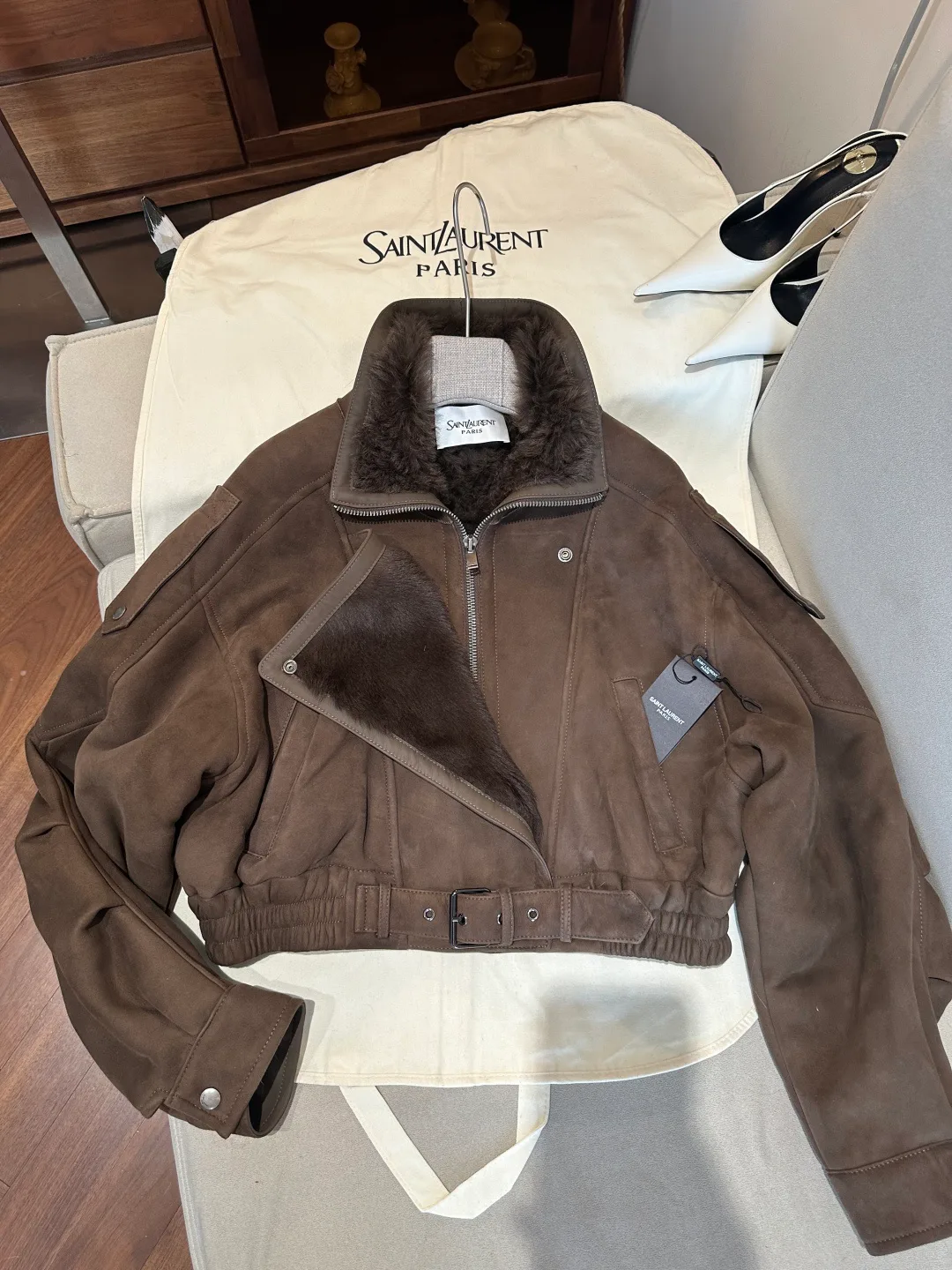 Кожаные Куртки И Дублёнки Женские Saint Laurent 18040652