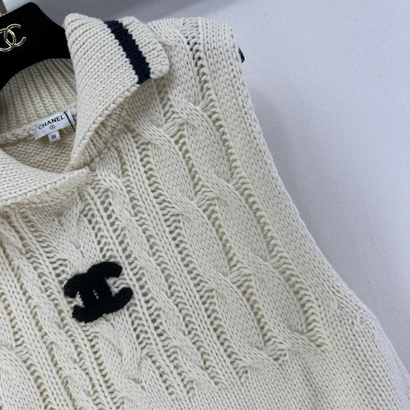 Жилеты Женские Chanel 1392389