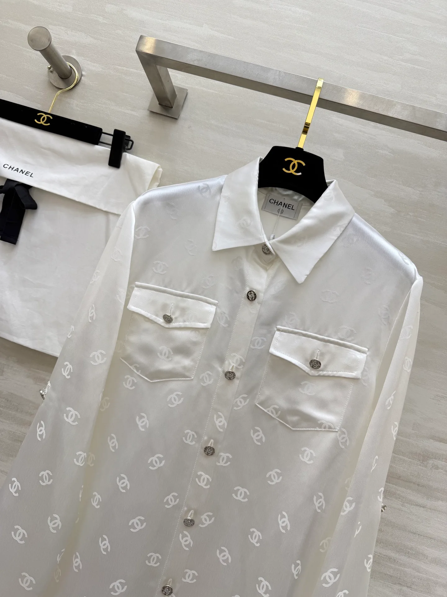 Рубашки Женские Chanel 11567984