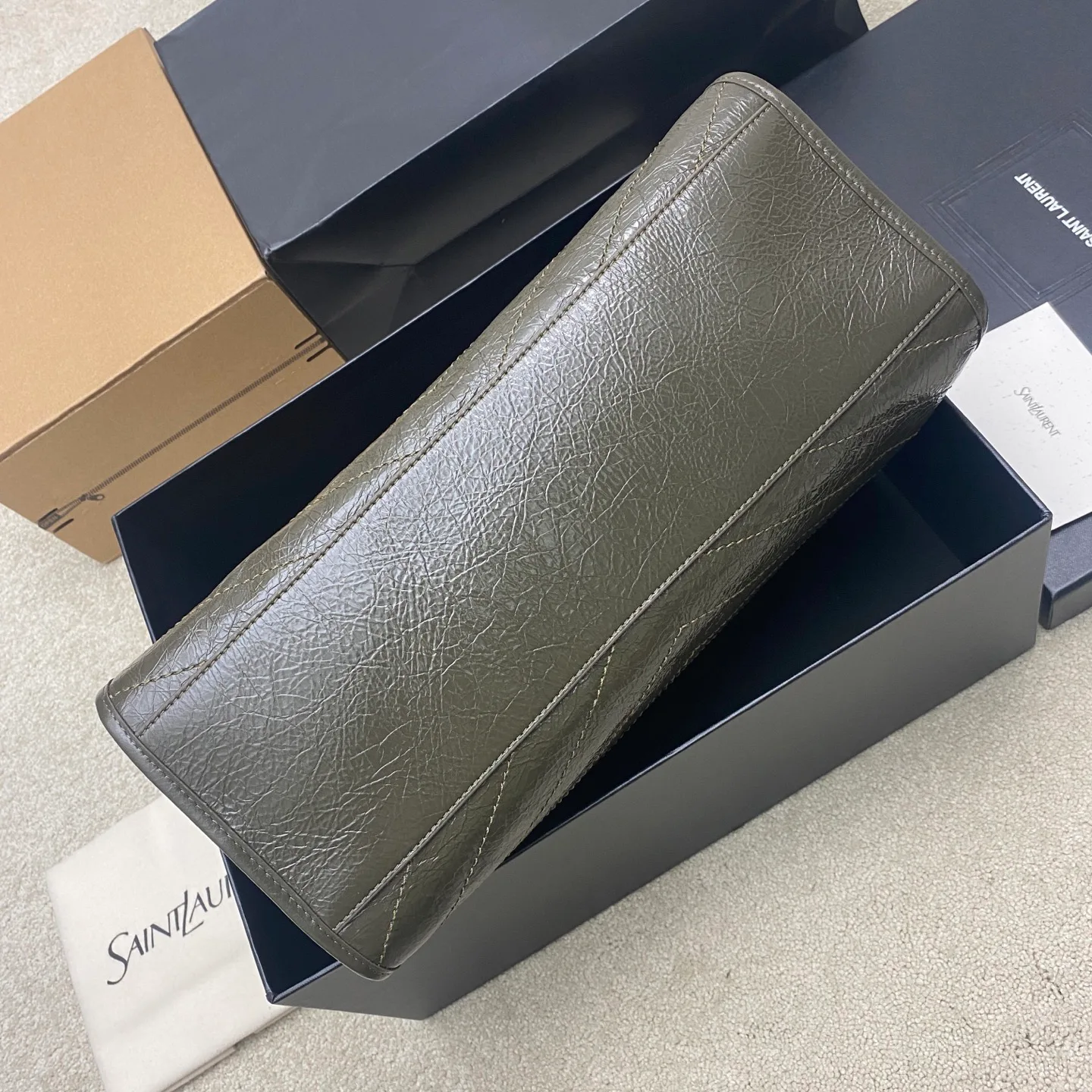 Классические Сумки Женские Saint Laurent 8988088