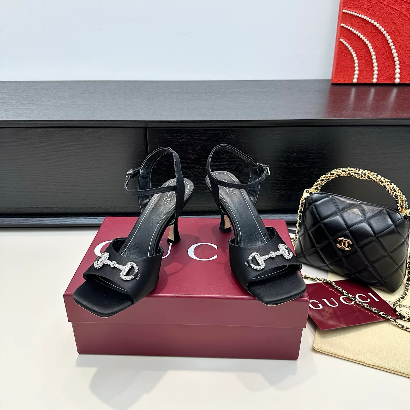 Босоножки Женские Gucci 17614705