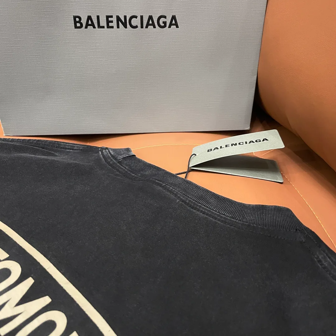 Футболки Женские Balenciaga 12538564