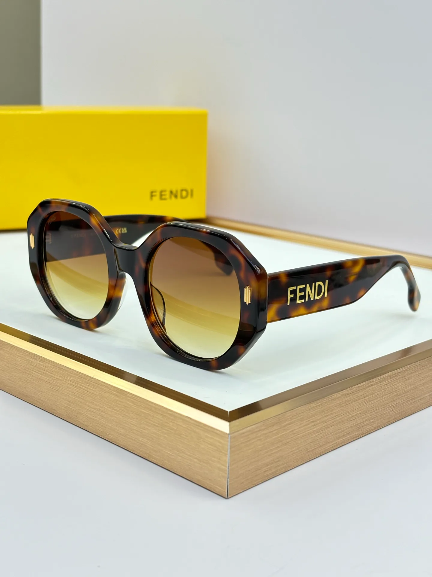 Очки Fendi 280023