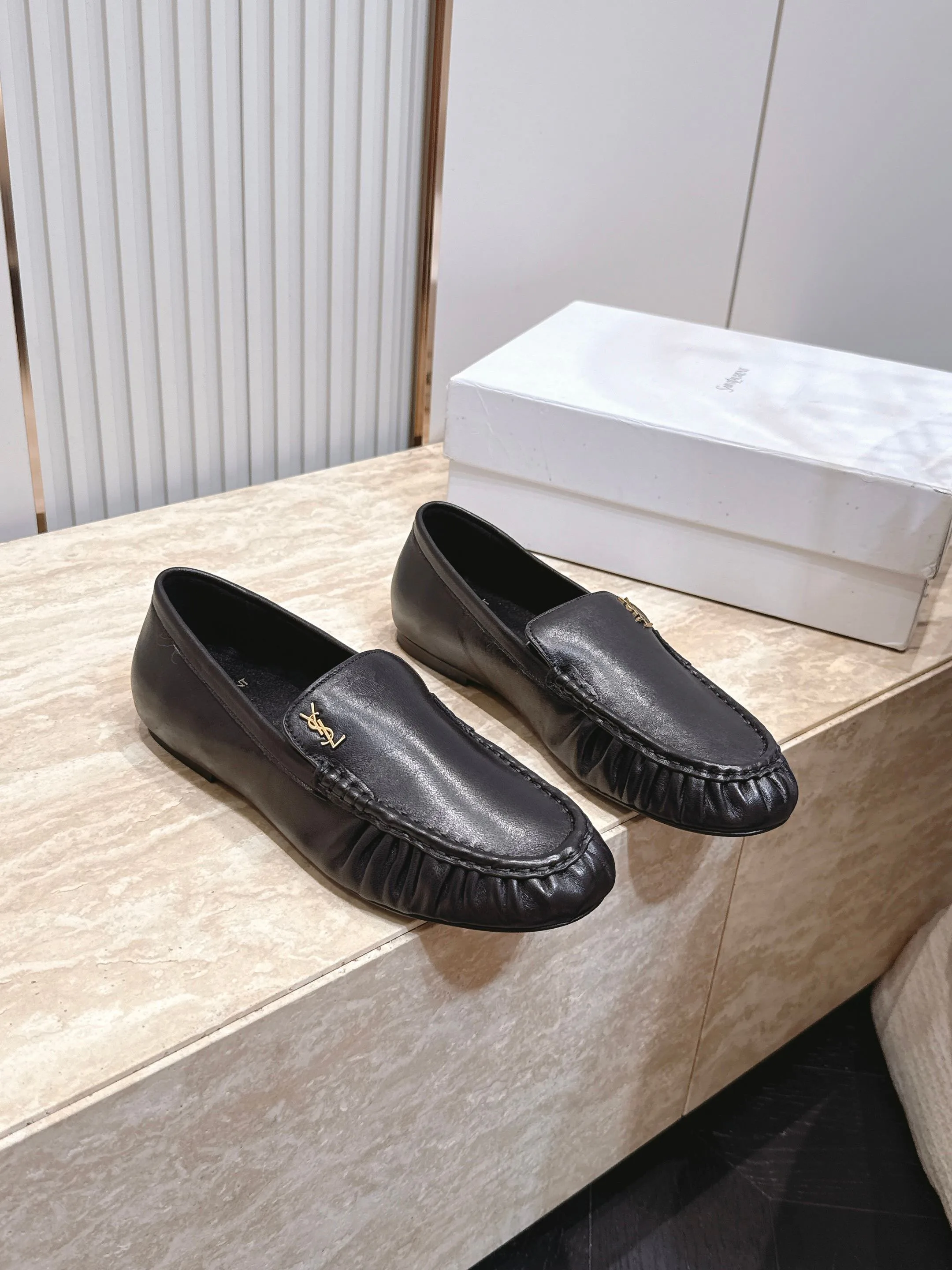 Лоферы И Мокасины Женские Saint Laurent 17701346