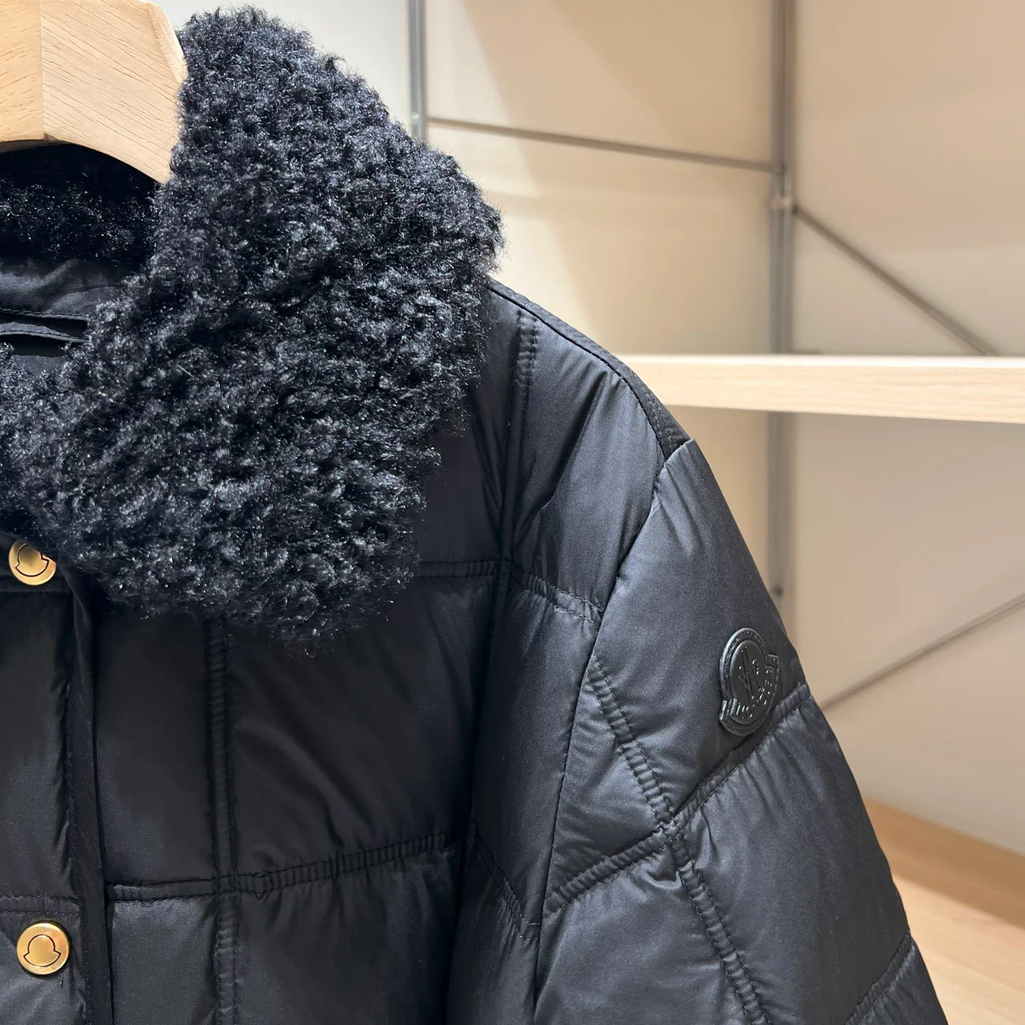 Куртки И Пуховики Женские Moncler 18036513