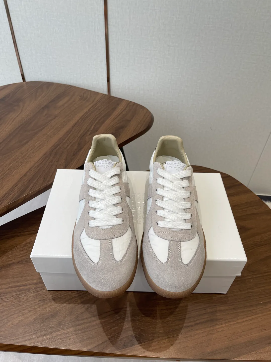 Кроссовки Женские Maison Margiela 11867619