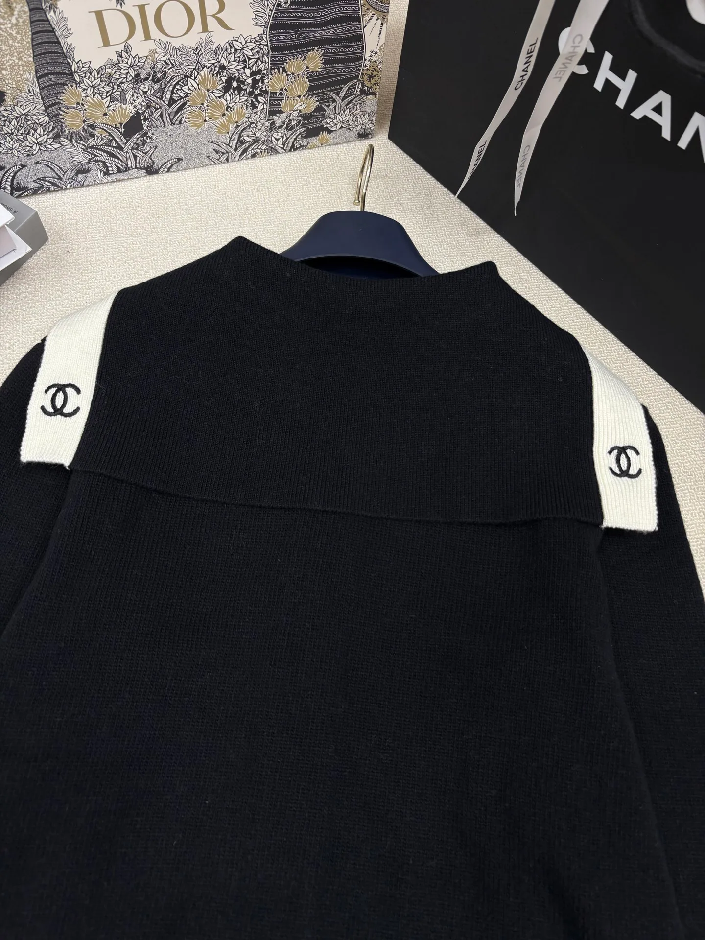 Джемперы И Свитеры Женские Chanel 17476723