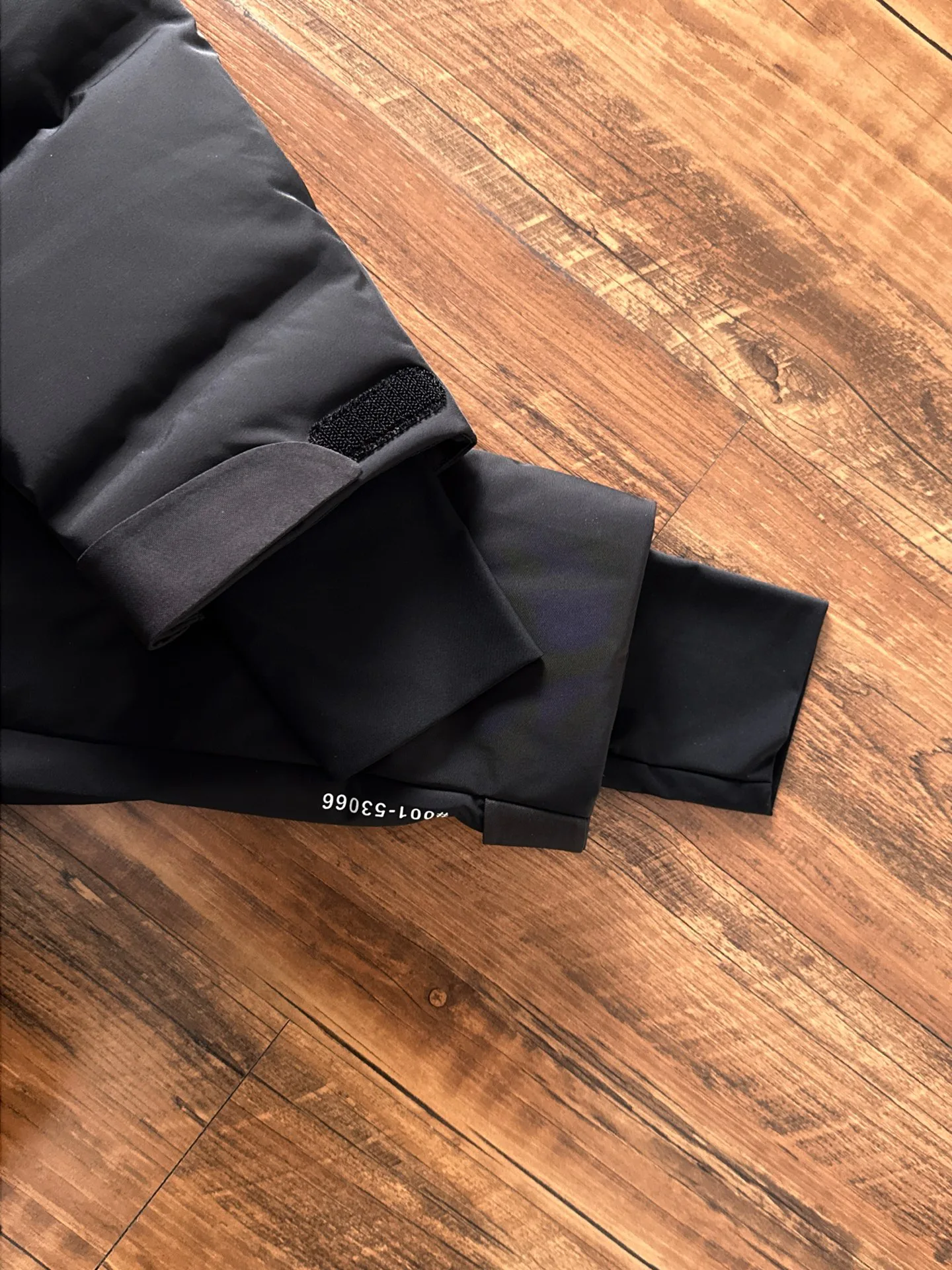 Куртки И Пуховики Мужские Moncler 2609200