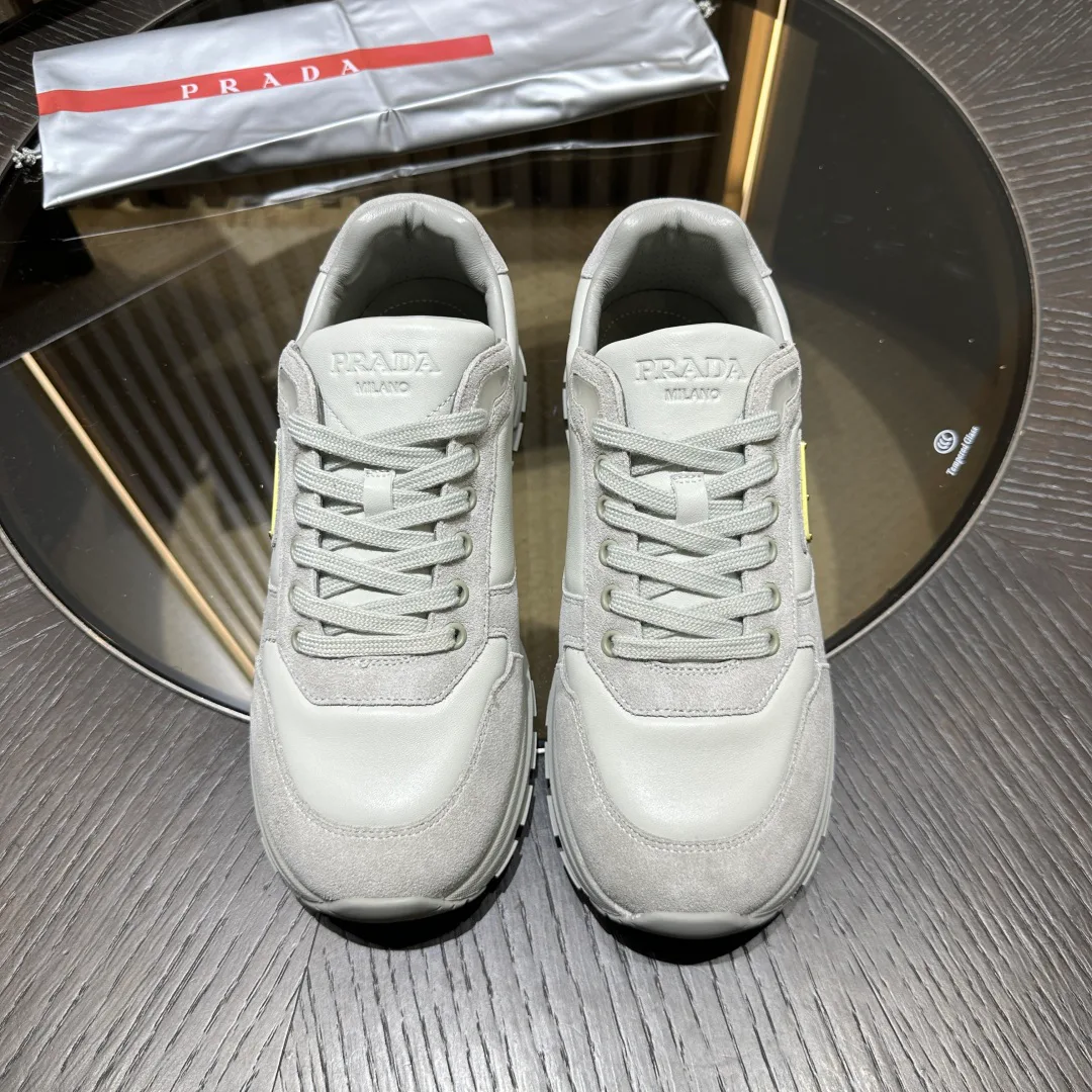 Кроссовки Женские Prada 787522