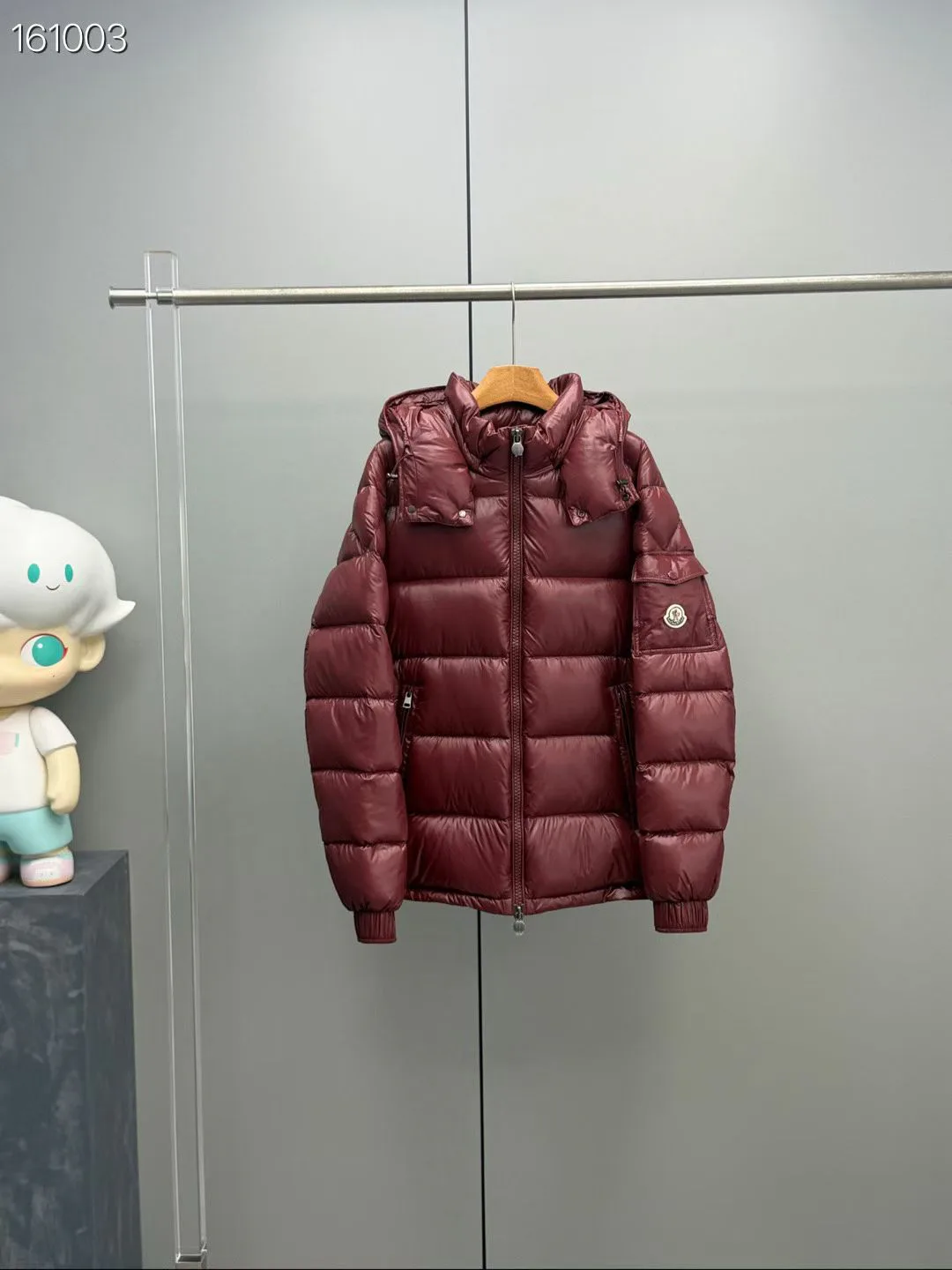 Куртки И Пуховики Женские Moncler 18761905
