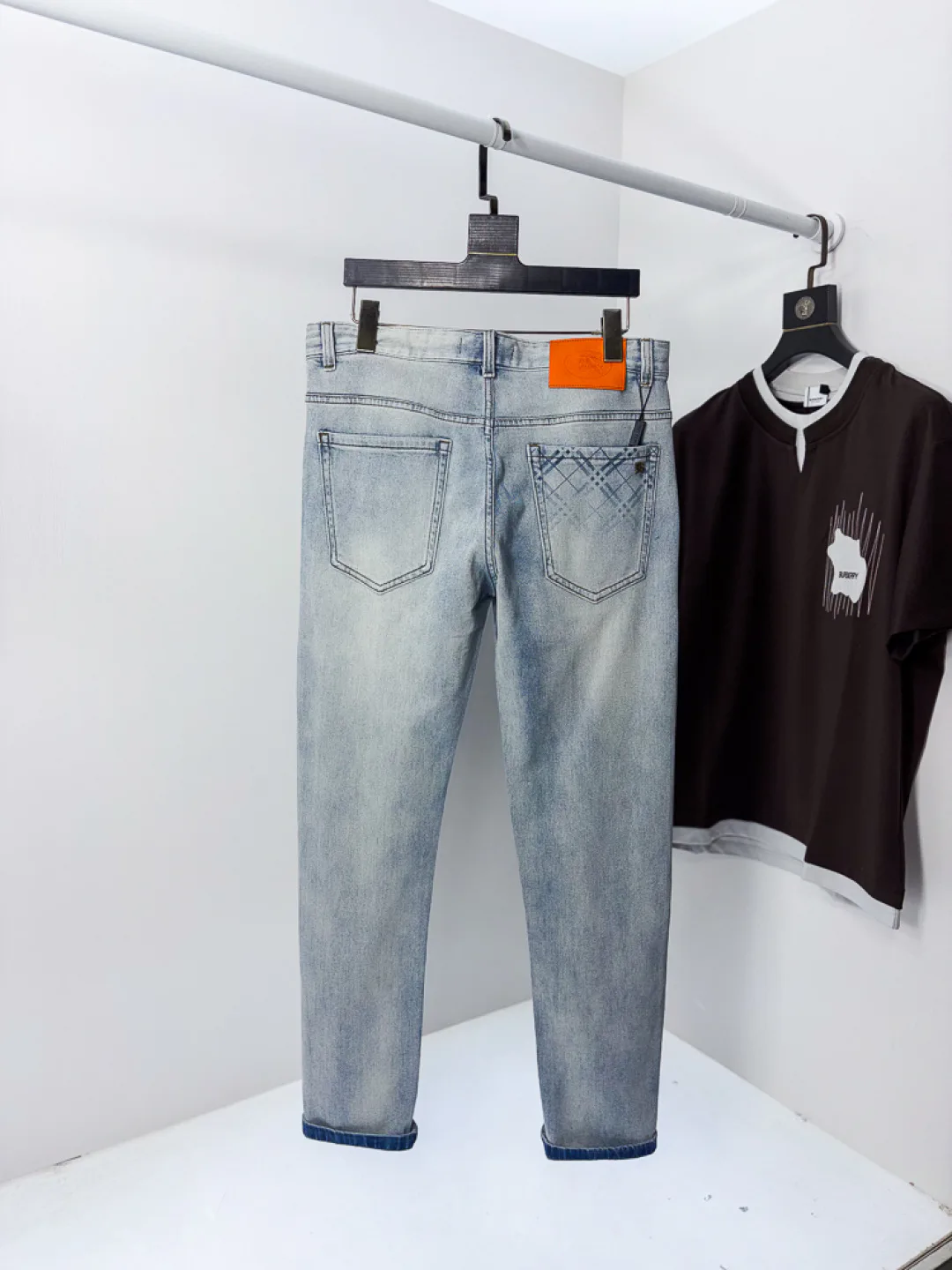 Джинсы Мужские Burberry 12764052