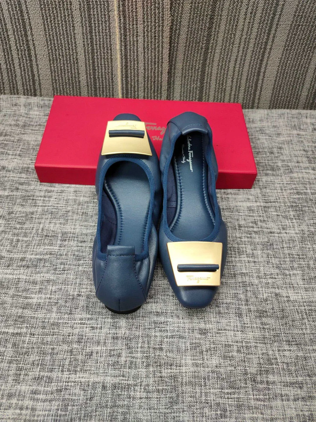 Балетки Женские Salvatore Ferragamo 10806865