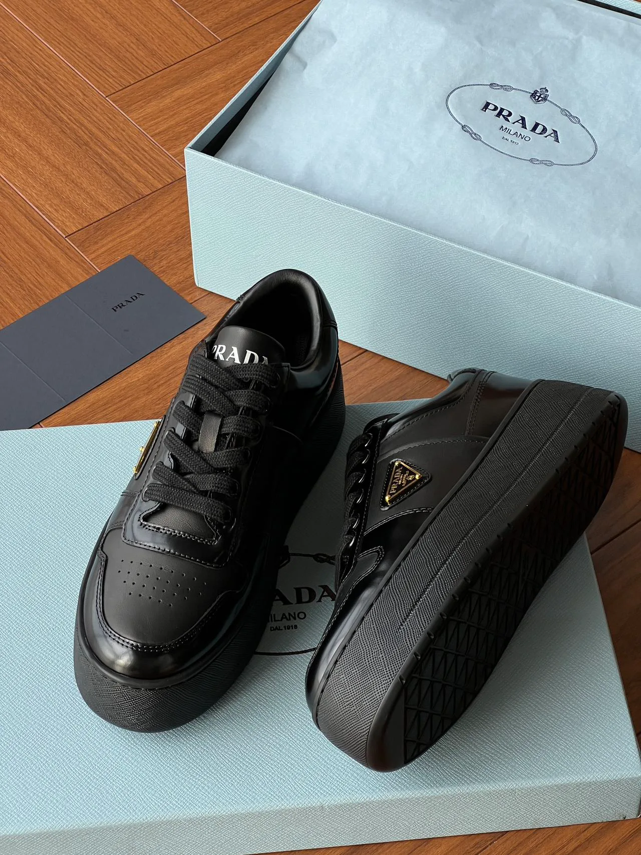Кроссовки Женские Prada 18170787
