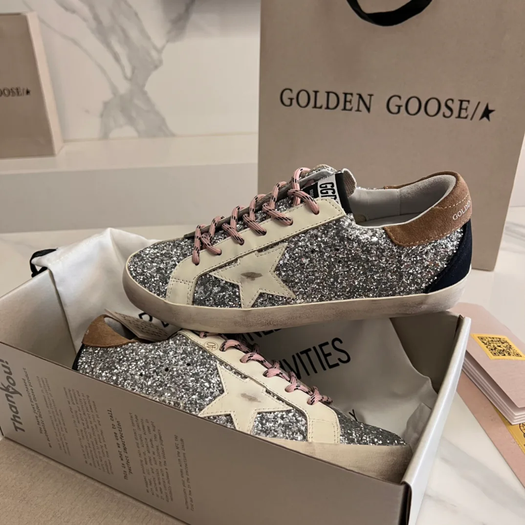 Кроссовки Женские Golden Goose 16995667