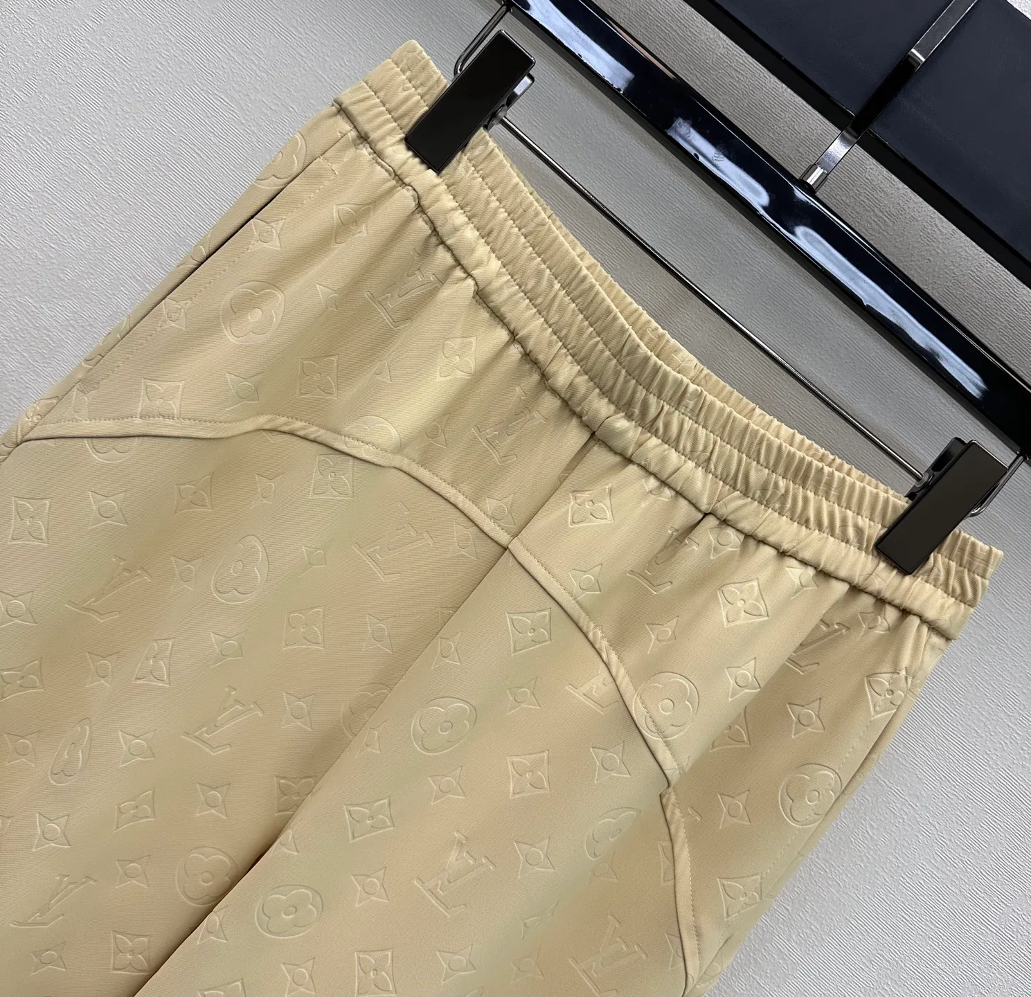 Брюки Женские Louis Vuitton 11517769