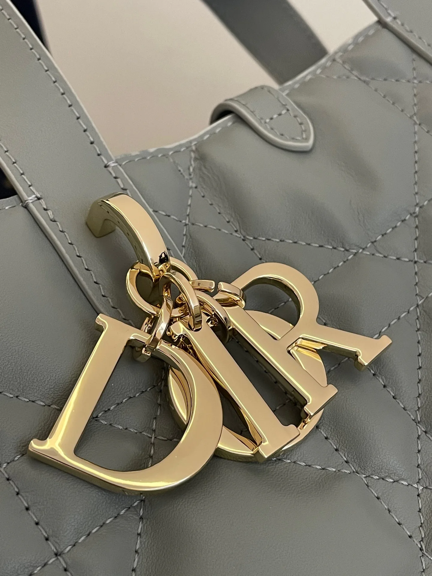 Классические Сумки Женские Christian Dior 11775944