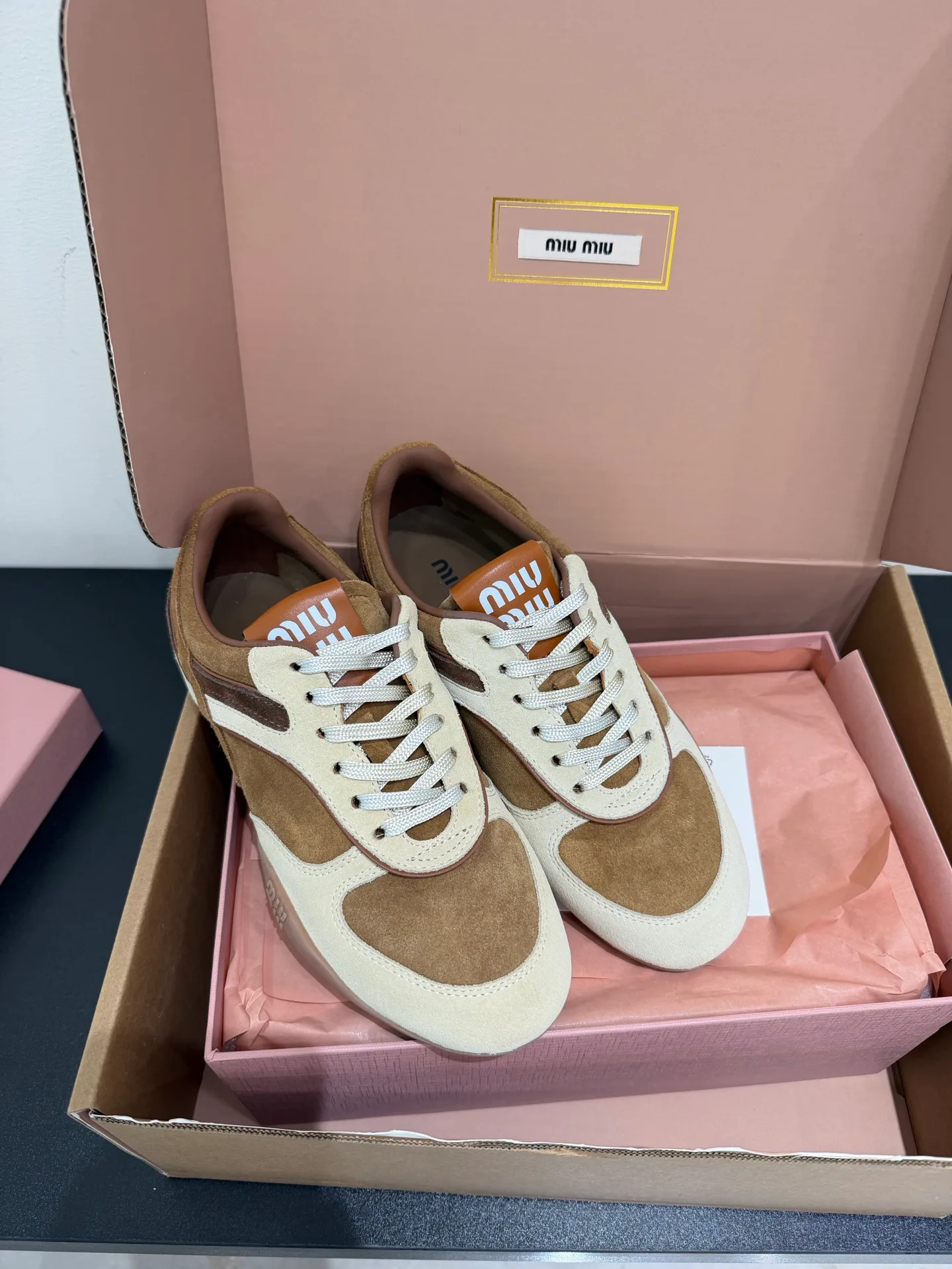 Кроссовки Женские Miu Miu 18847093