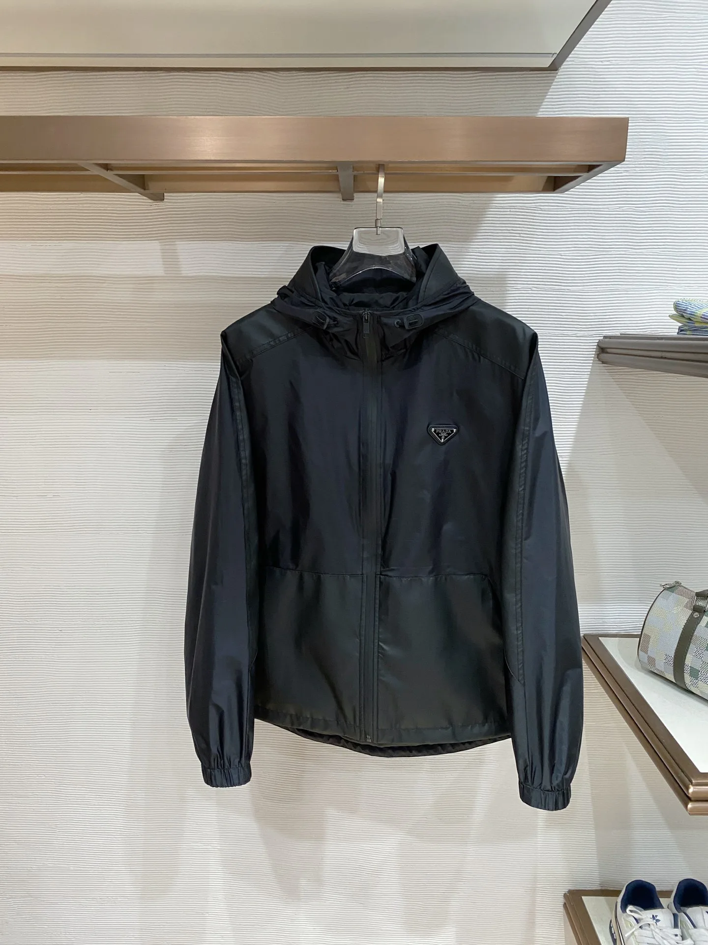 Куртки И Пуховики Мужские Prada 11504078