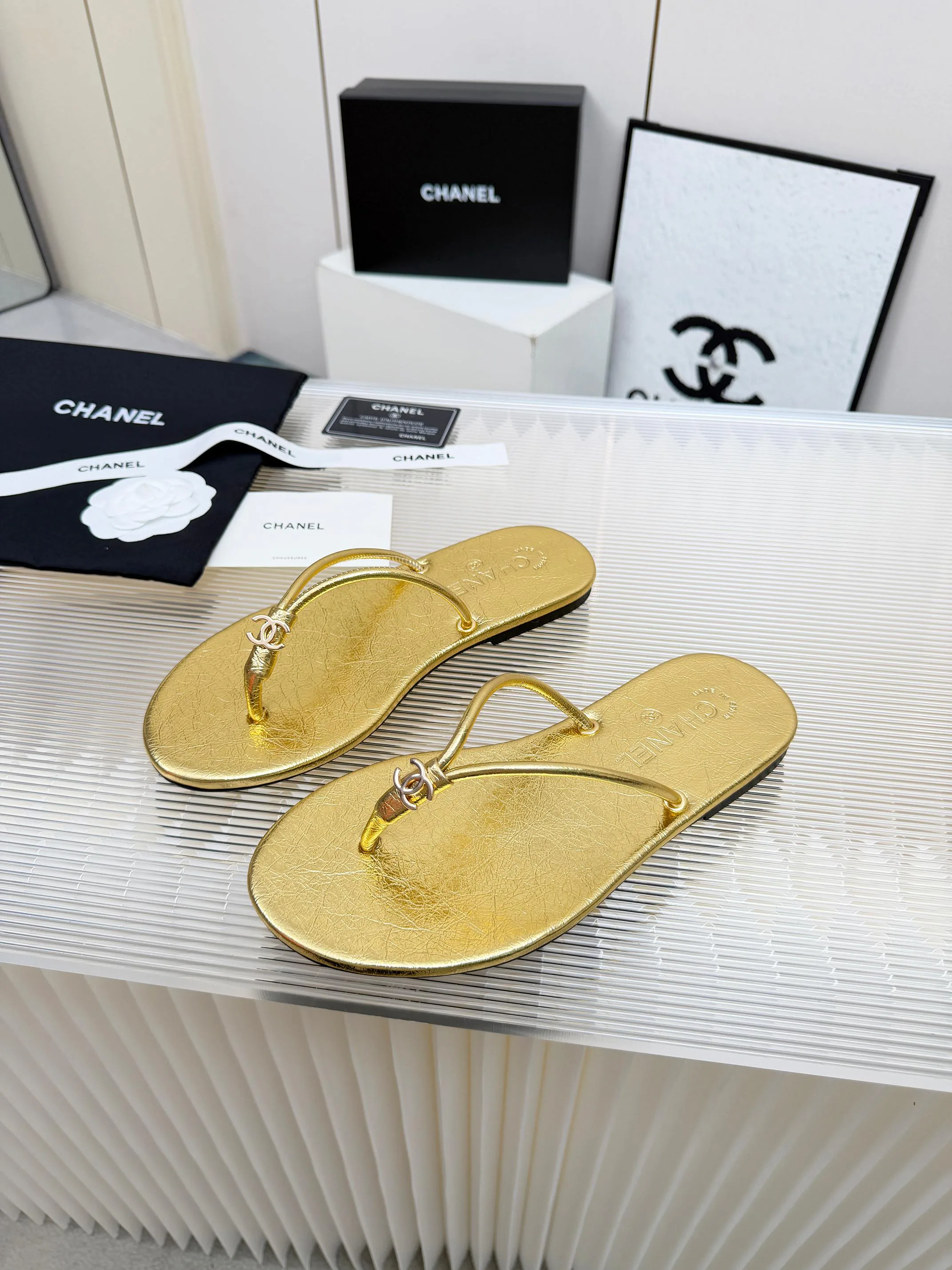 Шлепанцы Женские Chanel 11709175