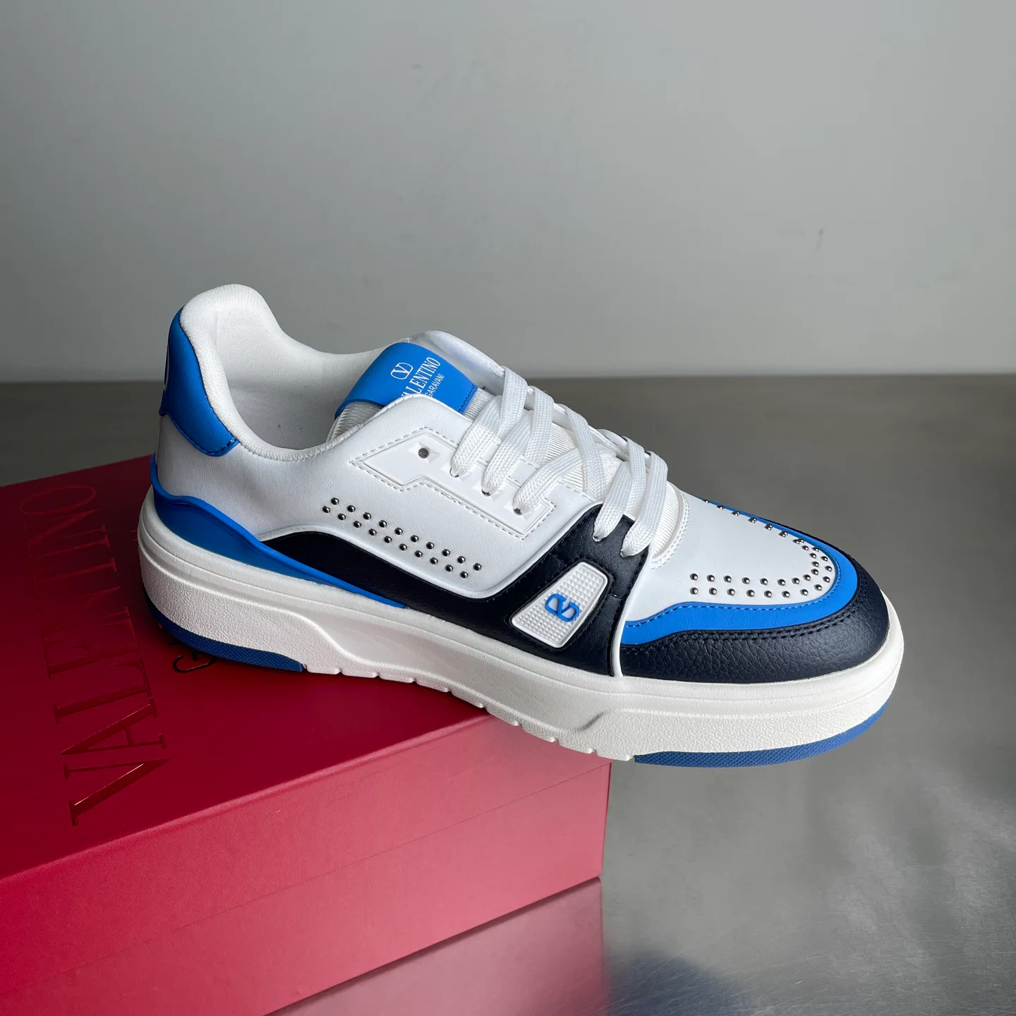 Кроссовки Женские Valentino 11576037