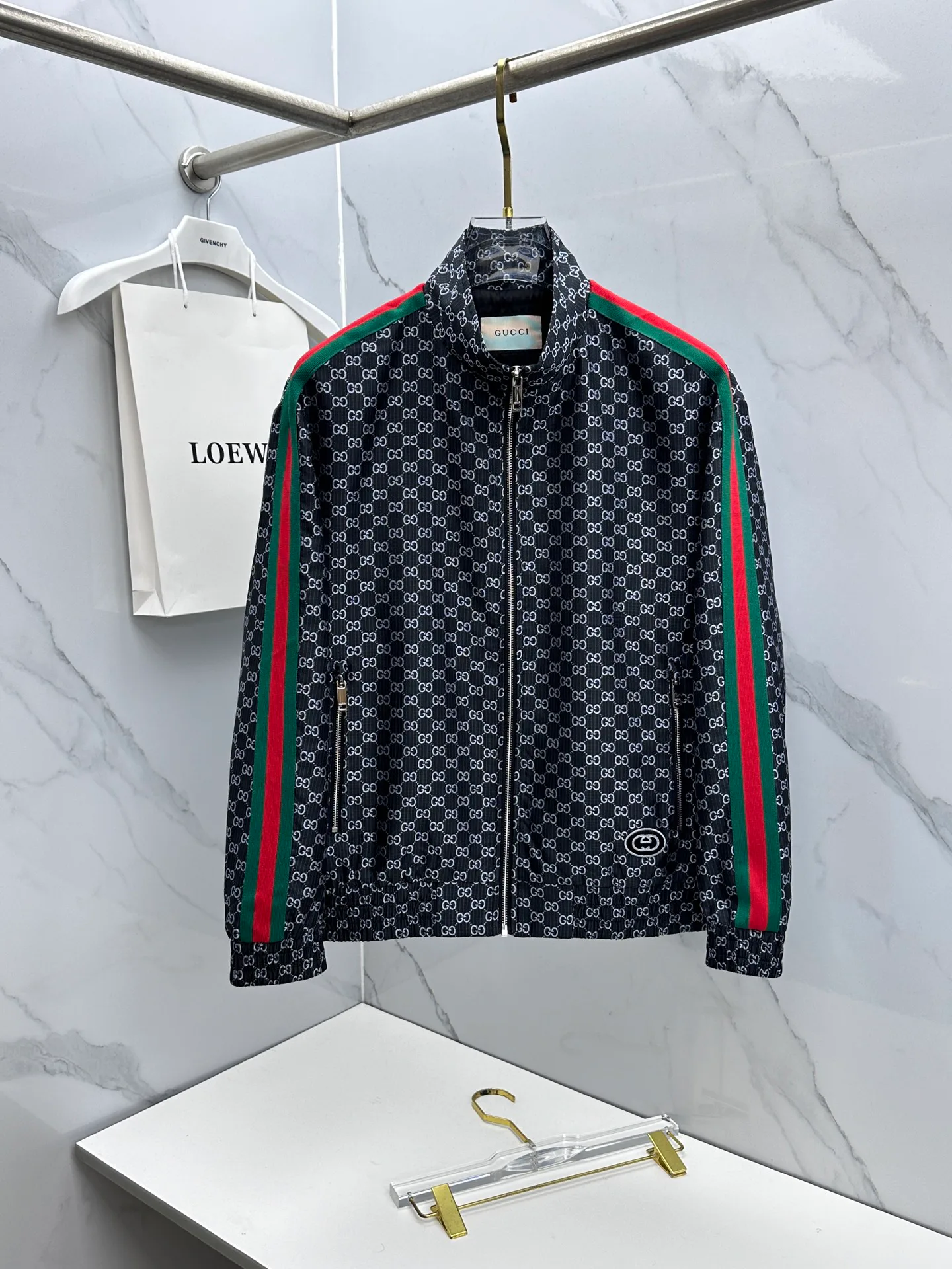 Куртки И Пуховики Мужские Gucci 18246766