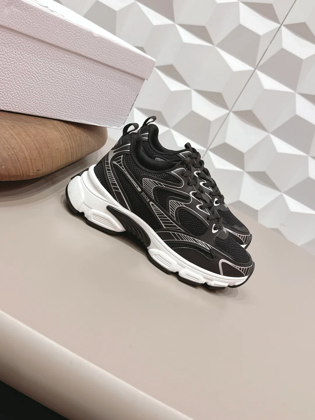 Кроссовки Женские Christian Dior 9890946