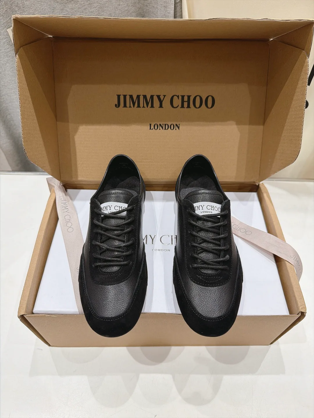 Кроссовки Женские Jimmy Choo 18436541