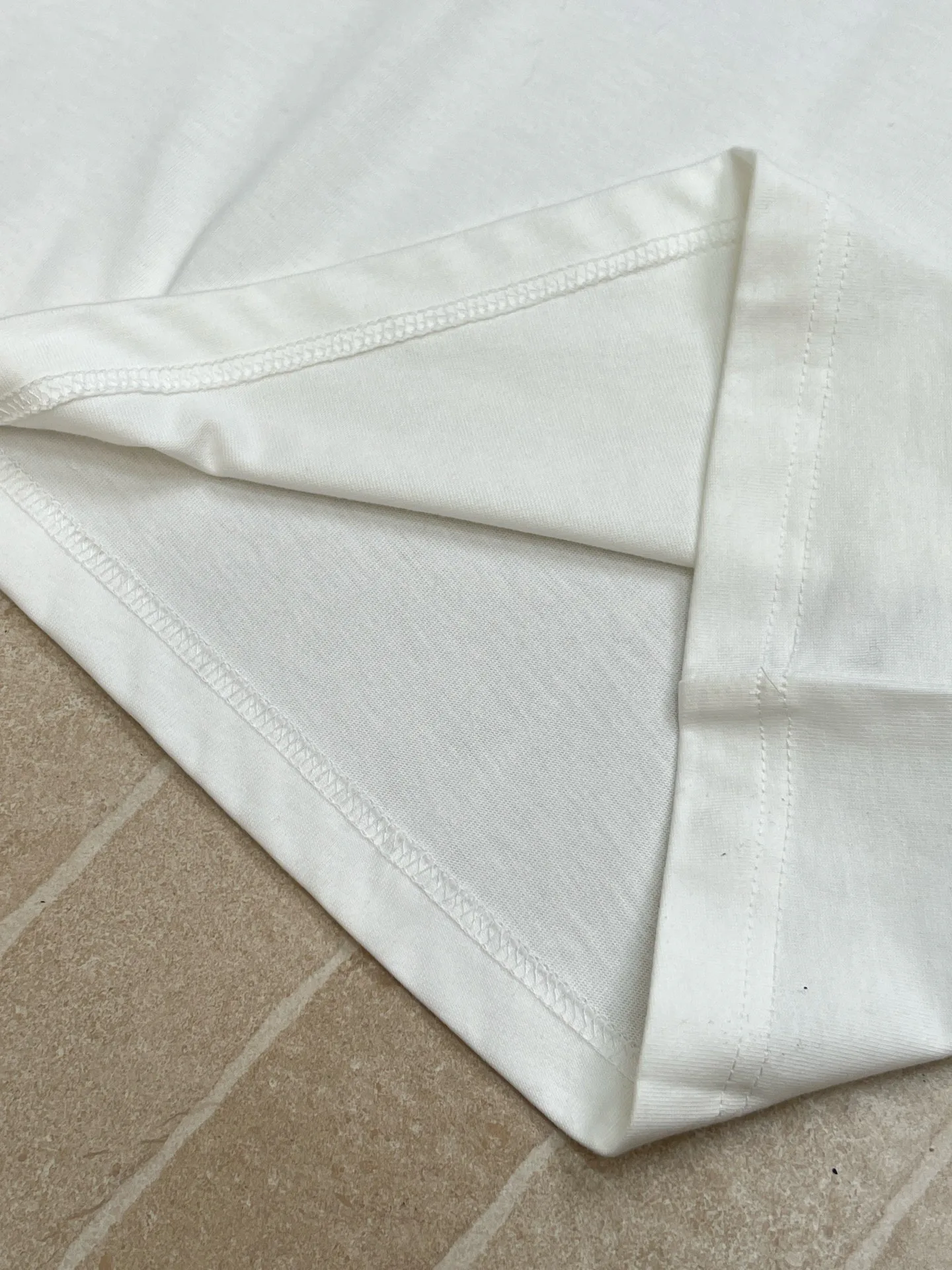 Футболки Женские Burberry 666643