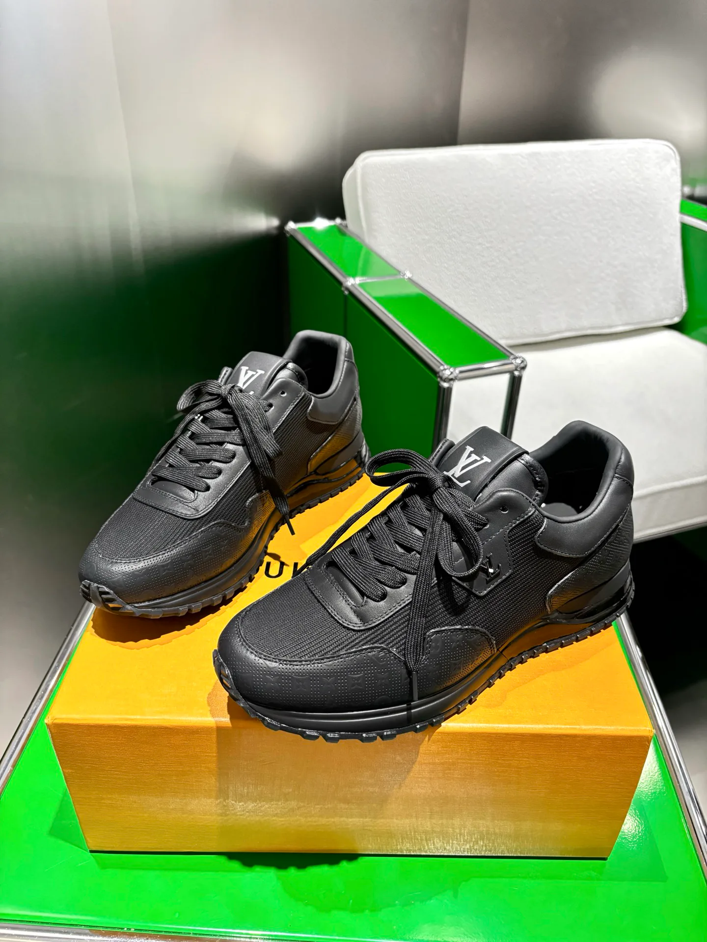 Кроссовки Мужские Louis Vuitton 94611